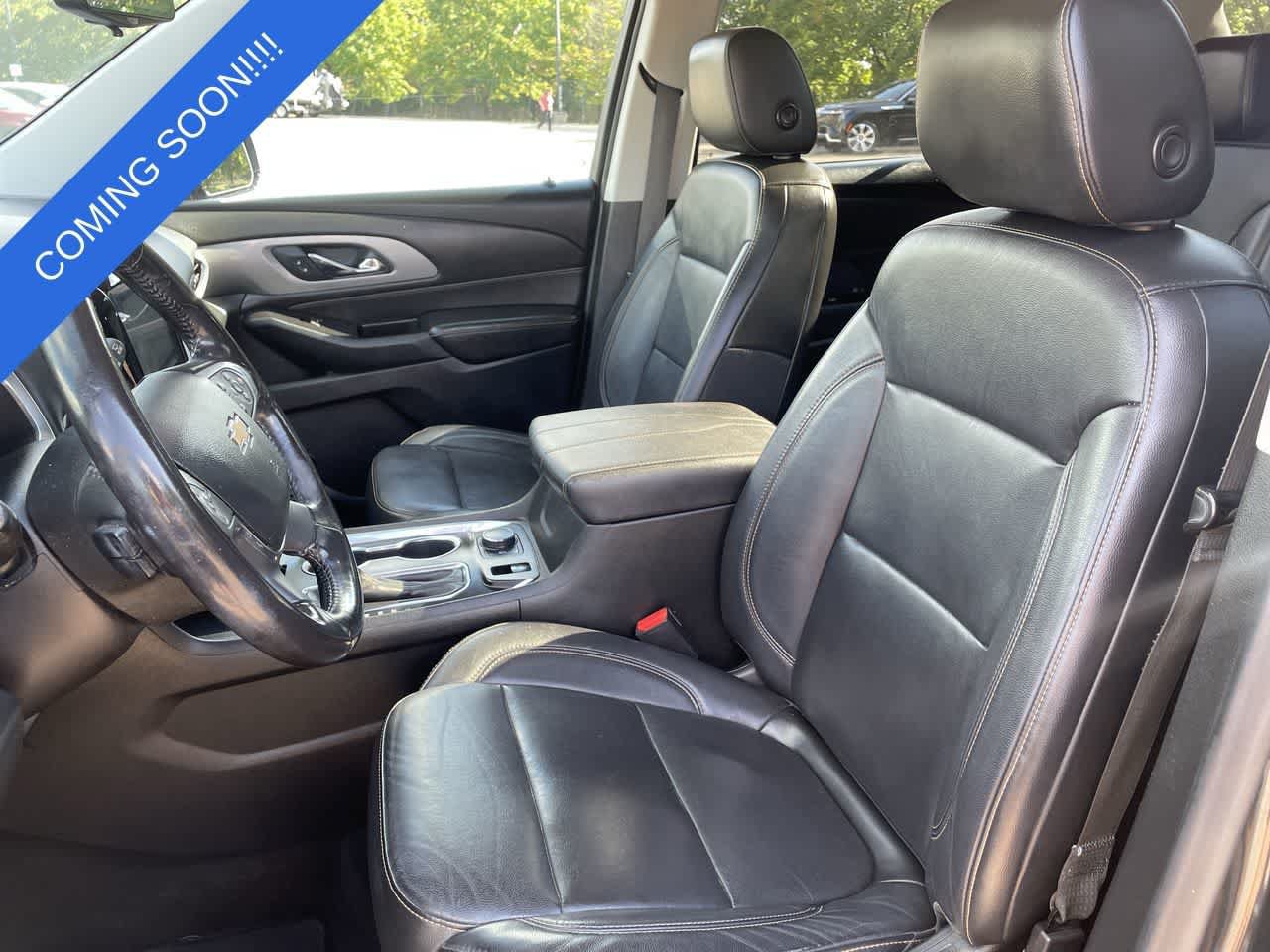 Used 2019 Chevrolet Traverse LT w/ LT Premium Package AWD/4WD image 12