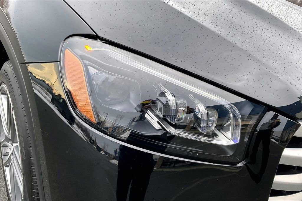 Used 2024 Mercedes-Benz GLS 450 4MATIC image 33