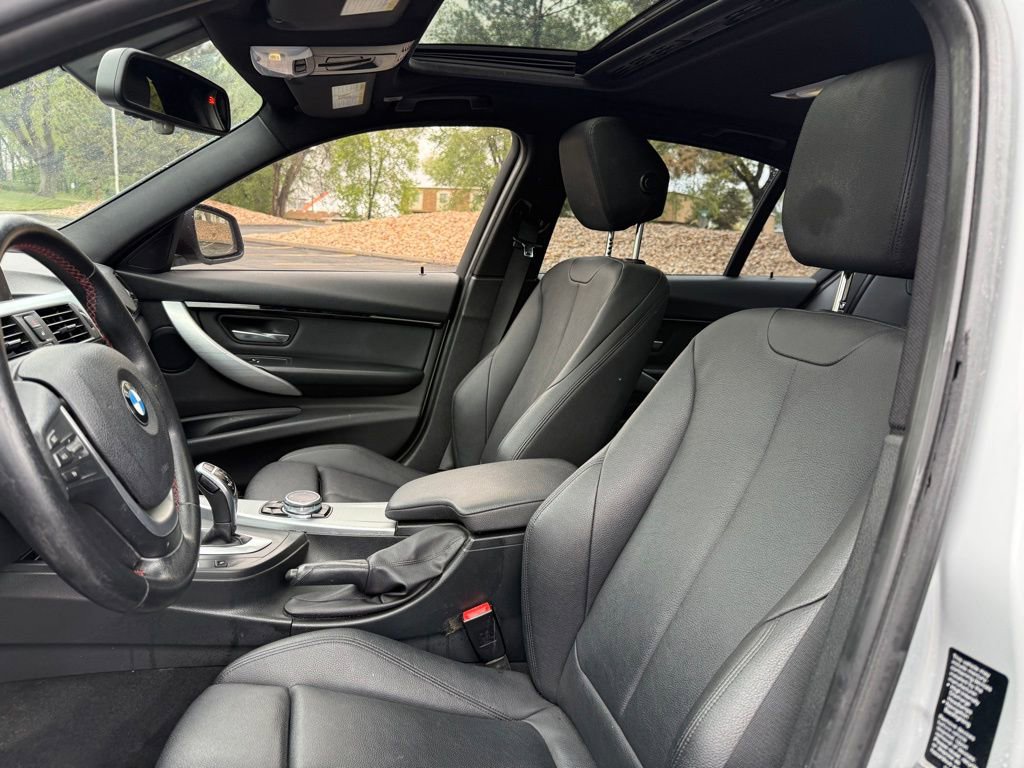 Used 2016 BMW 328i xDrive Sedan AWD/4WD image 16