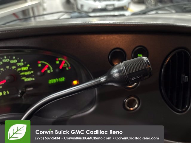 Used 2008 Ford E-350 and Econoline 350 Extended Super Duty RWD image 21
