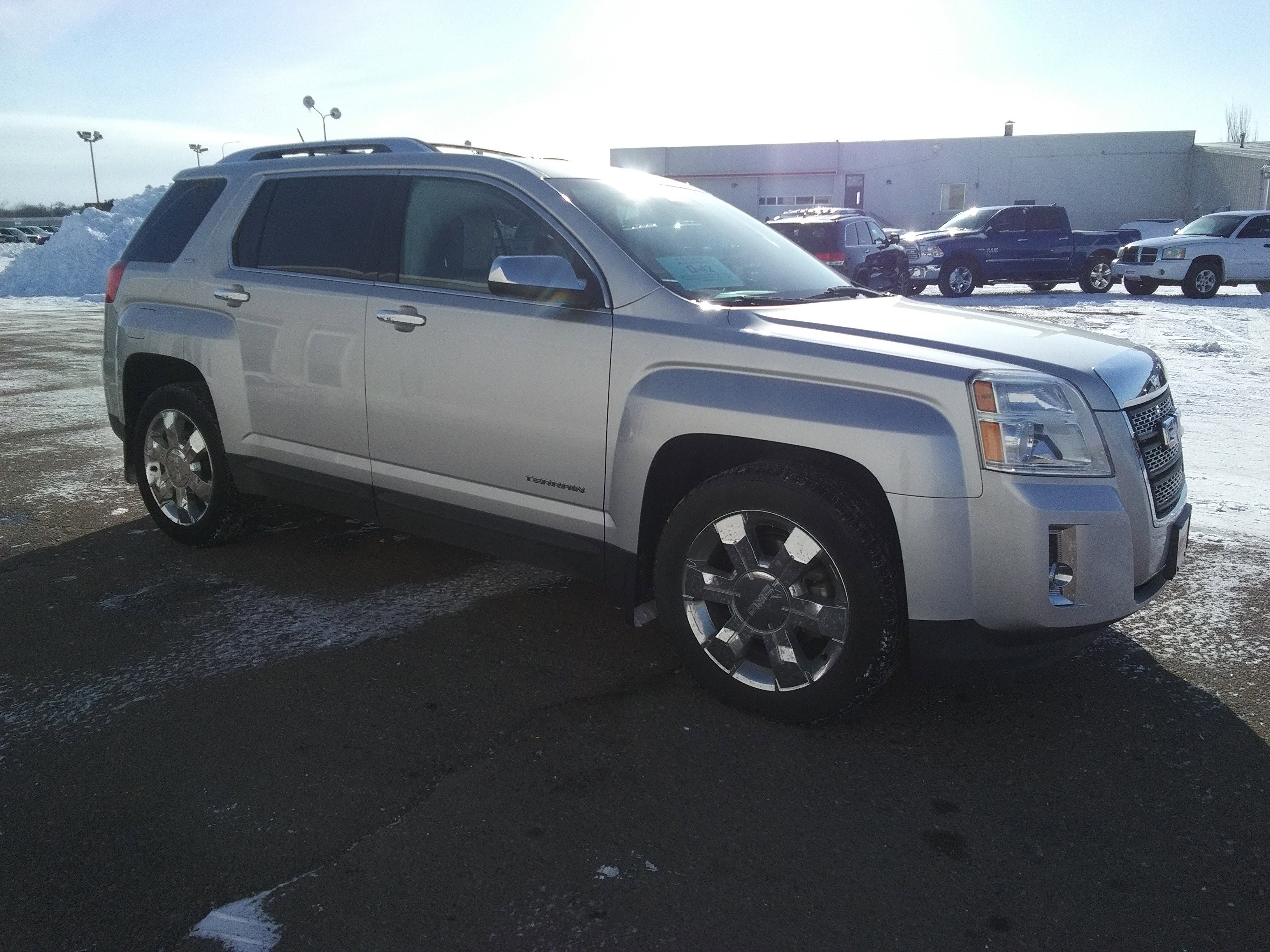 Used 2015 GMC Terrain SLT w/ Cargo Package image 4