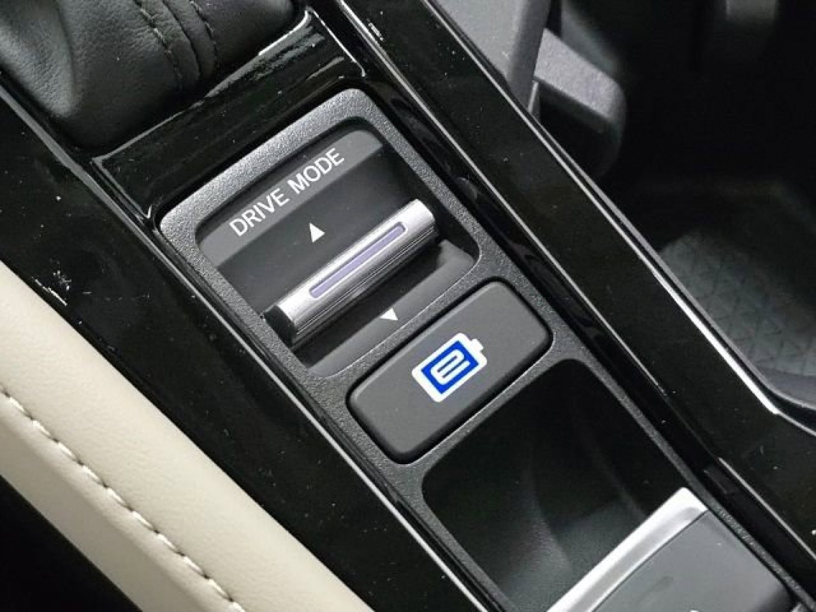 New 2025 Honda Accord Touring image 15