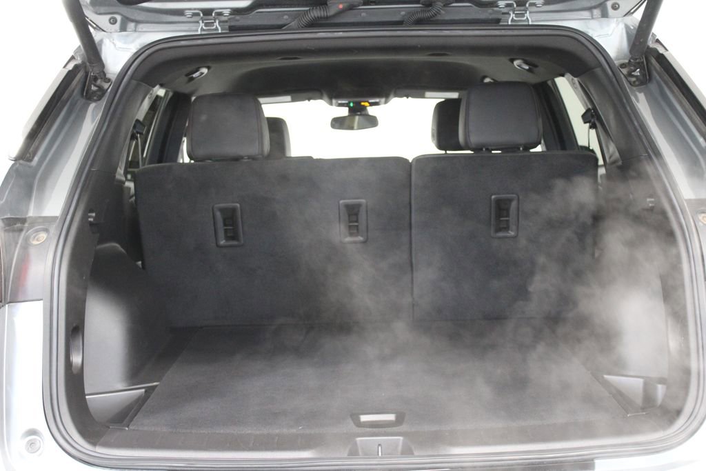 Used 2025 Chevrolet Blazer RS image 16