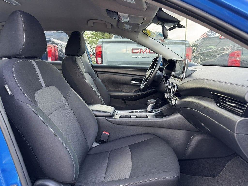 Used 2025 Nissan Sentra SV FWD image 20
