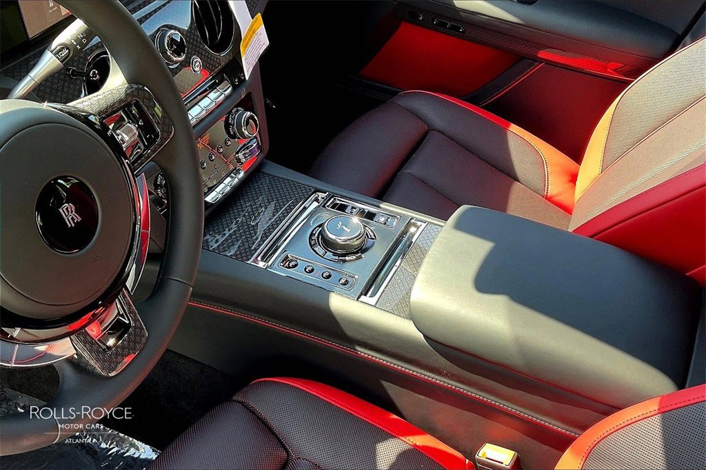 New 2025 Rolls-Royce Ghost Black Badge image 8