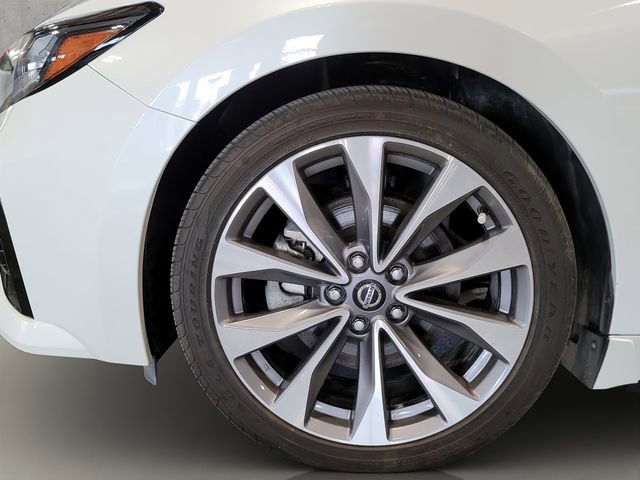 Used 2022 Nissan Maxima Platinum FWD image 11