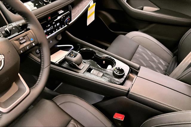 New 2026 Nissan Rogue Platinum w/ Platinum Premium Package image 8