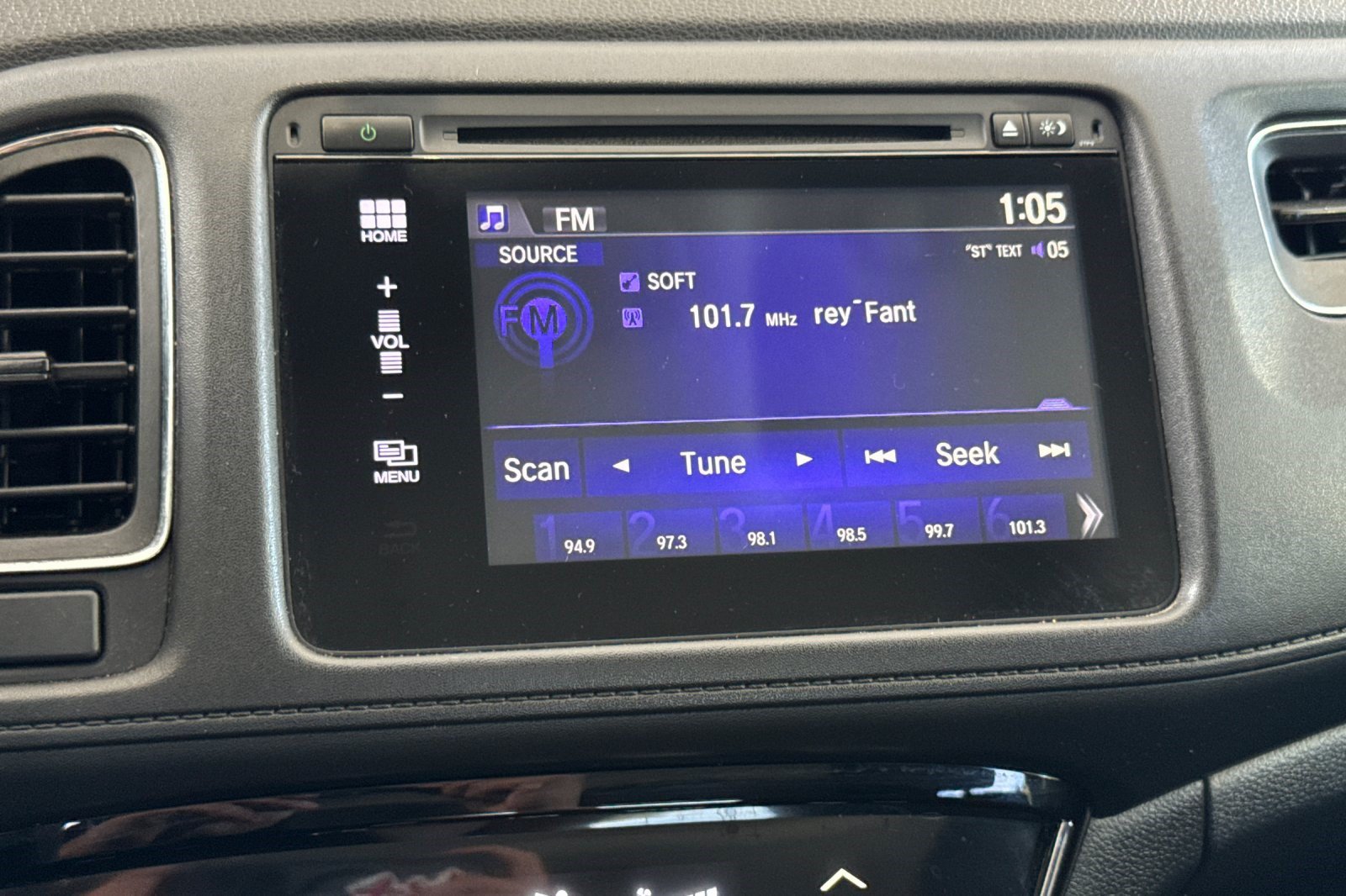 Used 2018 Honda HR-V EX image 24