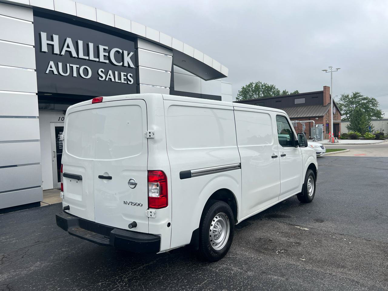 Used 2021 Nissan NV 1500 SV RWD image 6