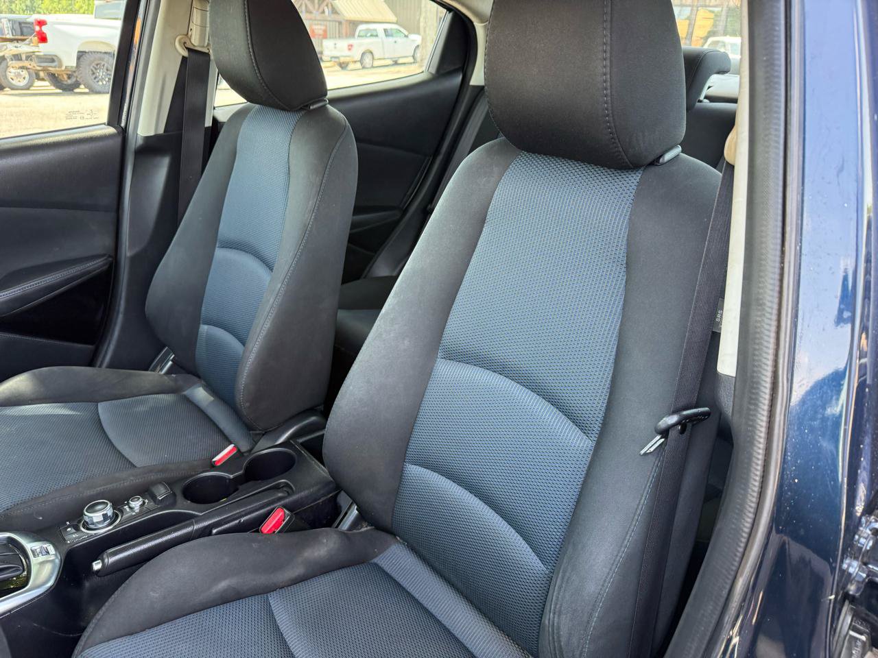 Used 2017 Toyota Yaris iA FWD image 12