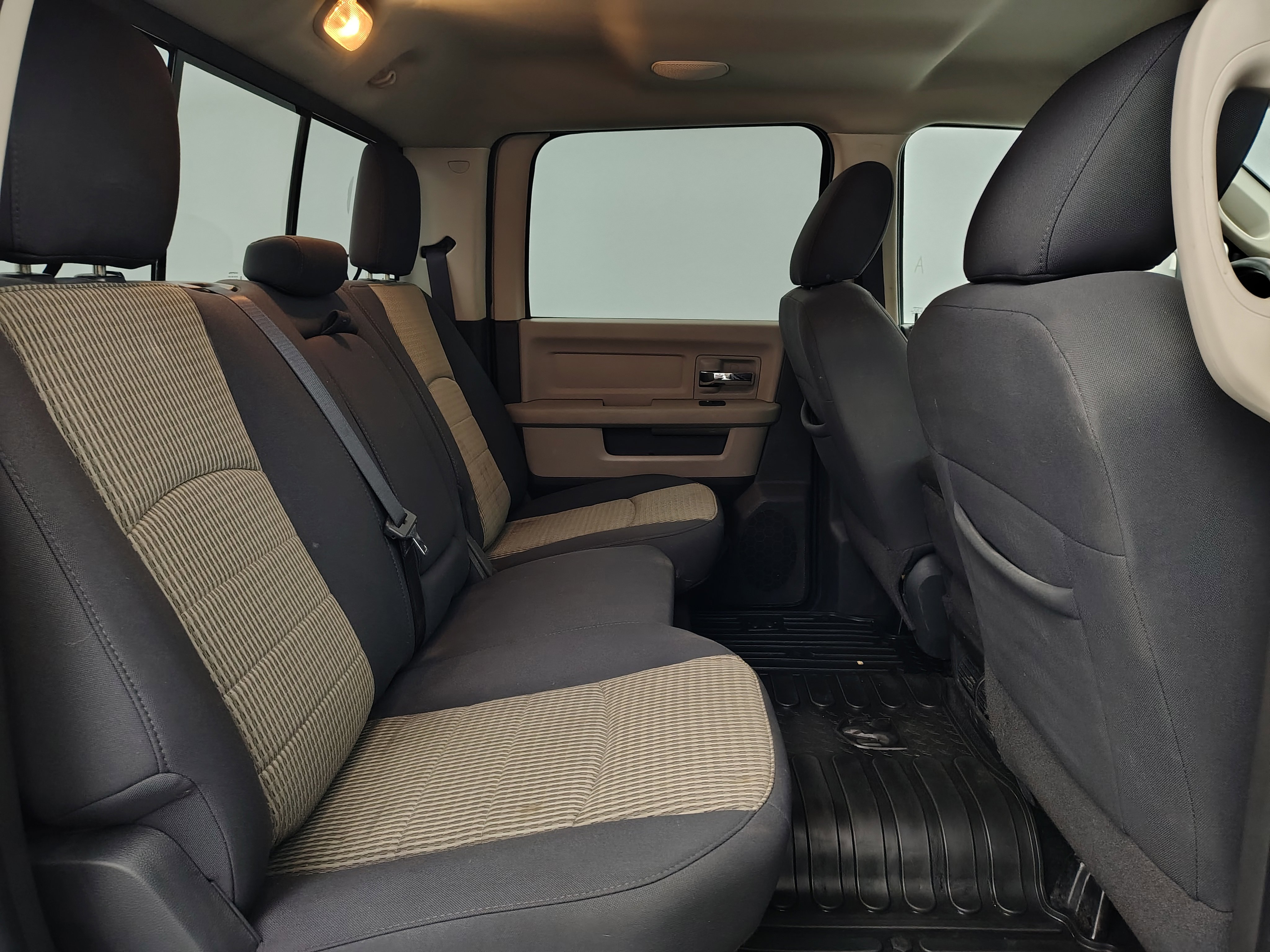 Used 2012 RAM 2500 SLT w/ Technology Group AWD/4WD image 21