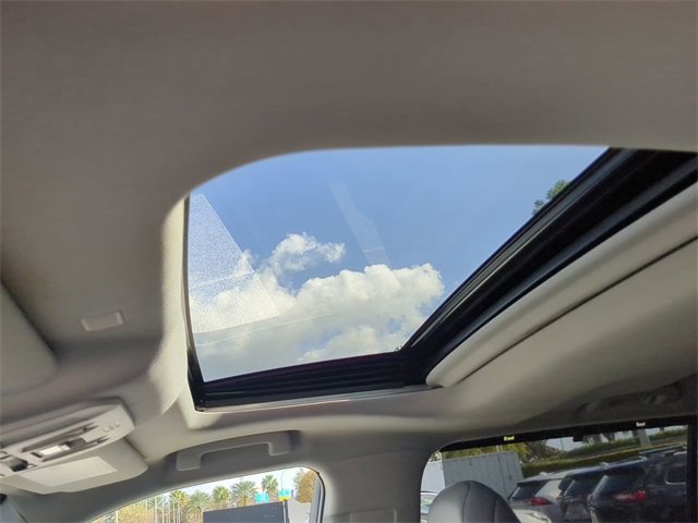 Certified 2022 Toyota Highlander XLE image 20