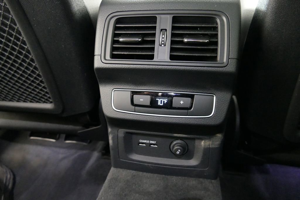 Used 2025 Audi SQ5 Premium Plus w/ Premium Plus Package image 5