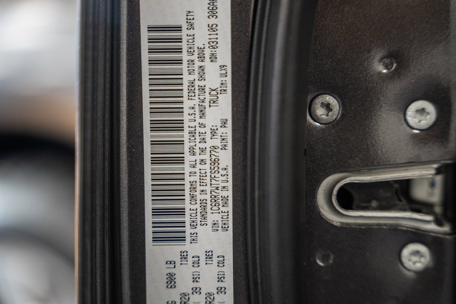 Used 2015 RAM 1500 Limited AWD/4WD image 46