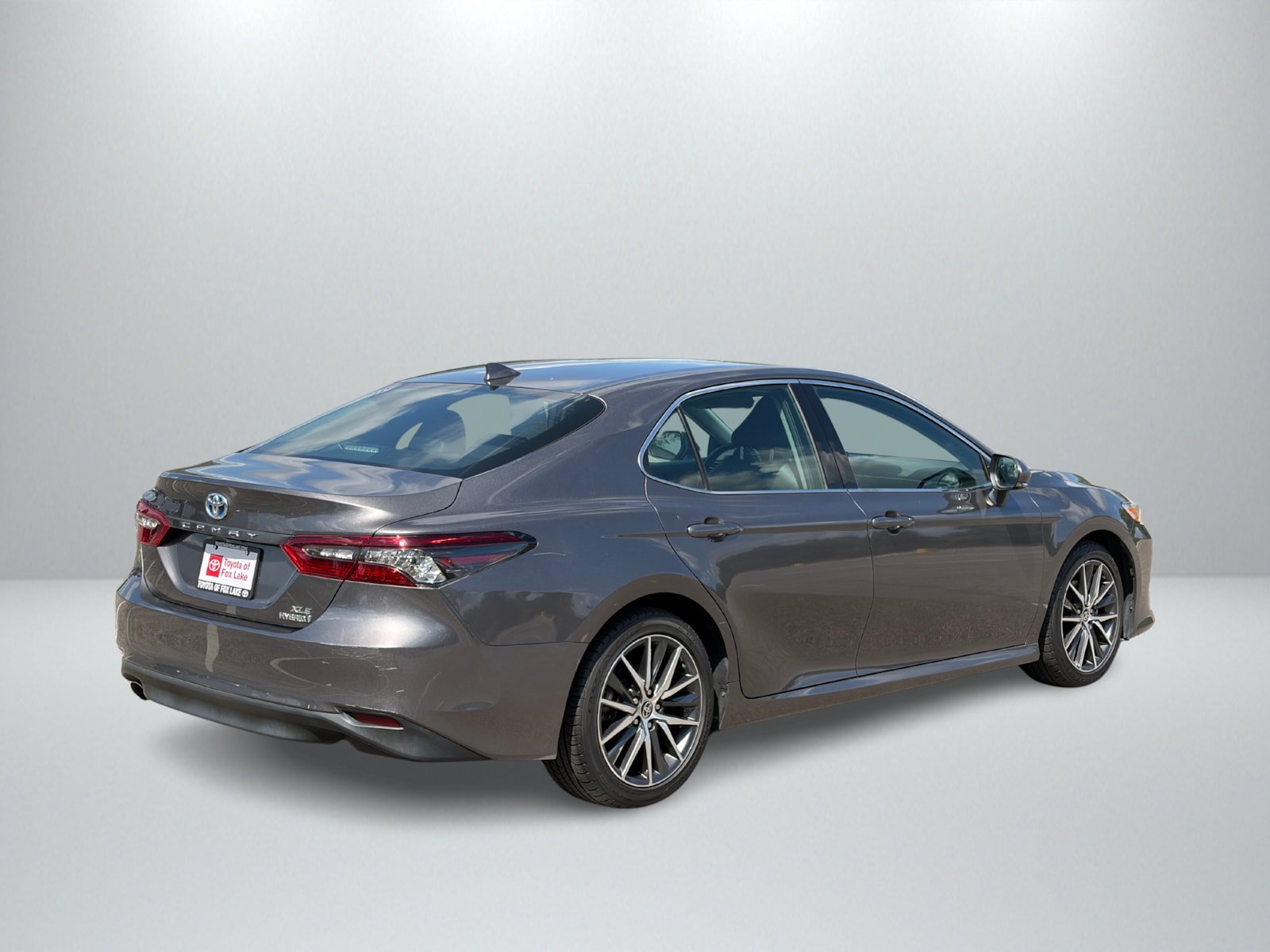 Used 2022 Toyota Camry XLE FWD image 5