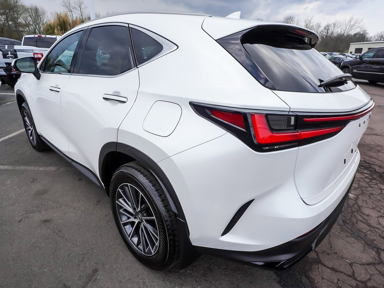 Used 2024 Lexus NX 350 AWD w/ Cold Area Package image 3