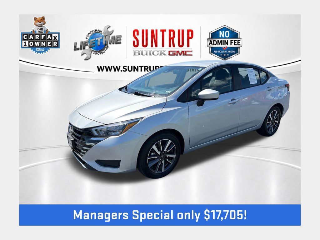 Used 2025 Nissan Versa SV FWD image 1