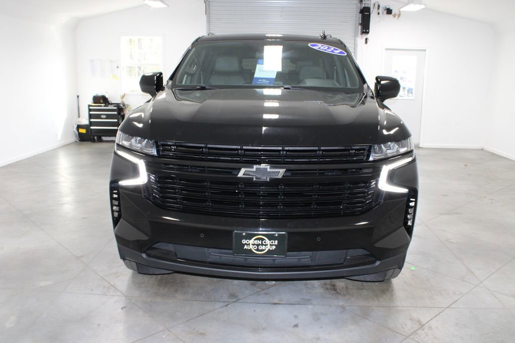 Used 2024 Chevrolet Suburban RST image 4