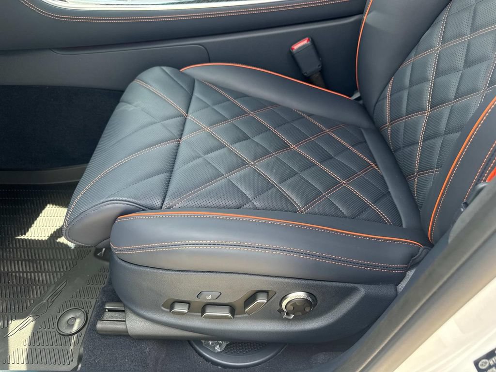 New 2026 Genesis GV70 3.5T Sport Prestige AWD/4WD image 20