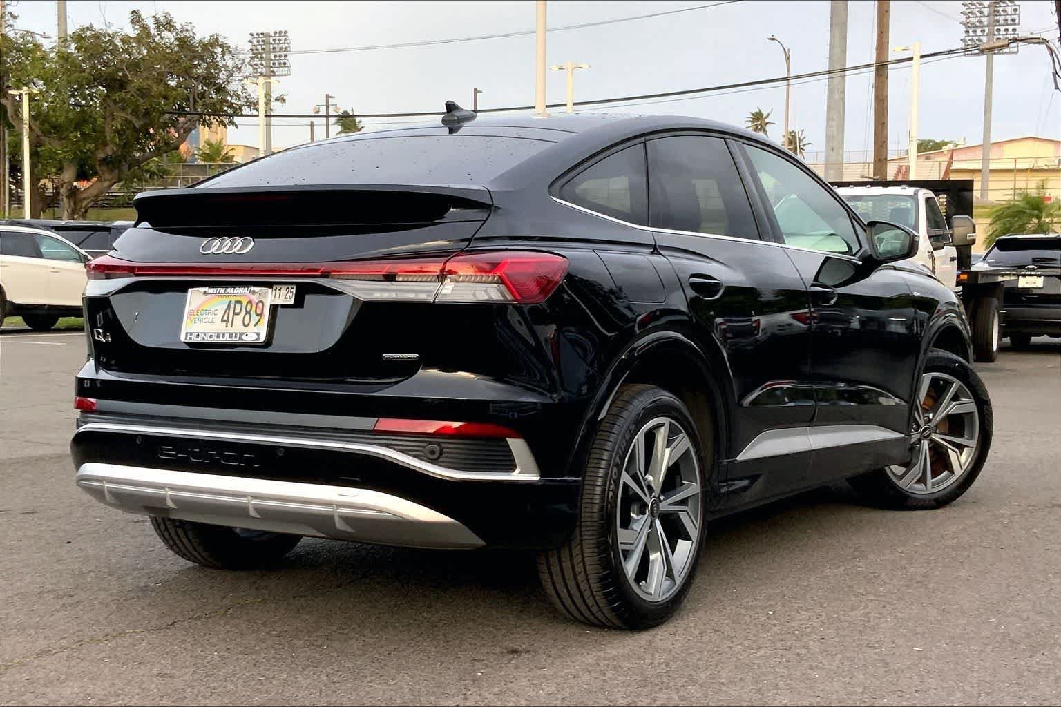 Used 2024 Audi Q4 e-tron Premium AWD/4WD image 22