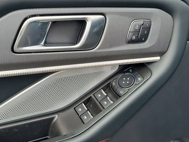 Used 2025 Ford Explorer ST w/ Sun And Sound Package AWD/4WD image 15