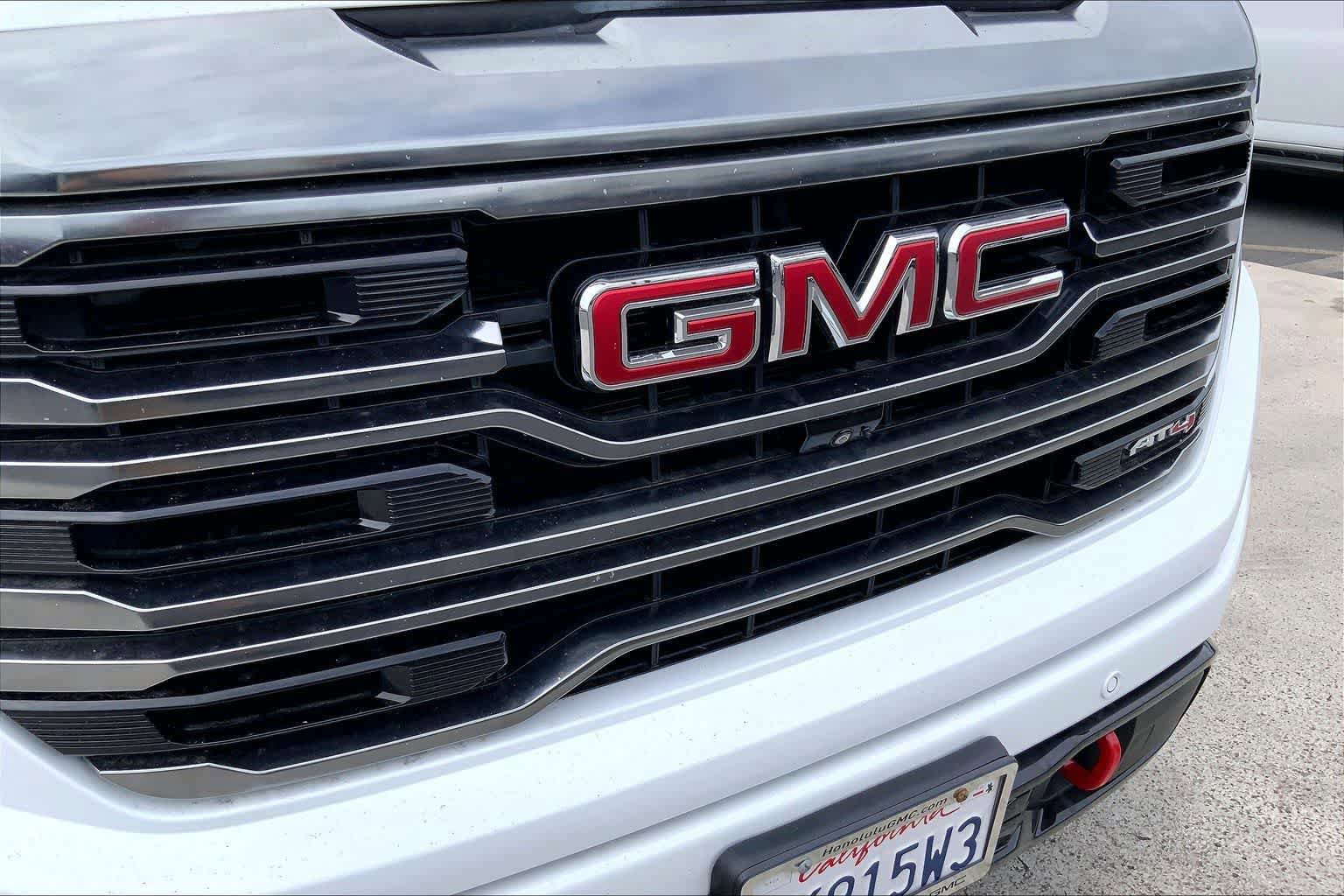 Used 2023 GMC Sierra 1500 AT4 w/ AT4 Premium Package image 34