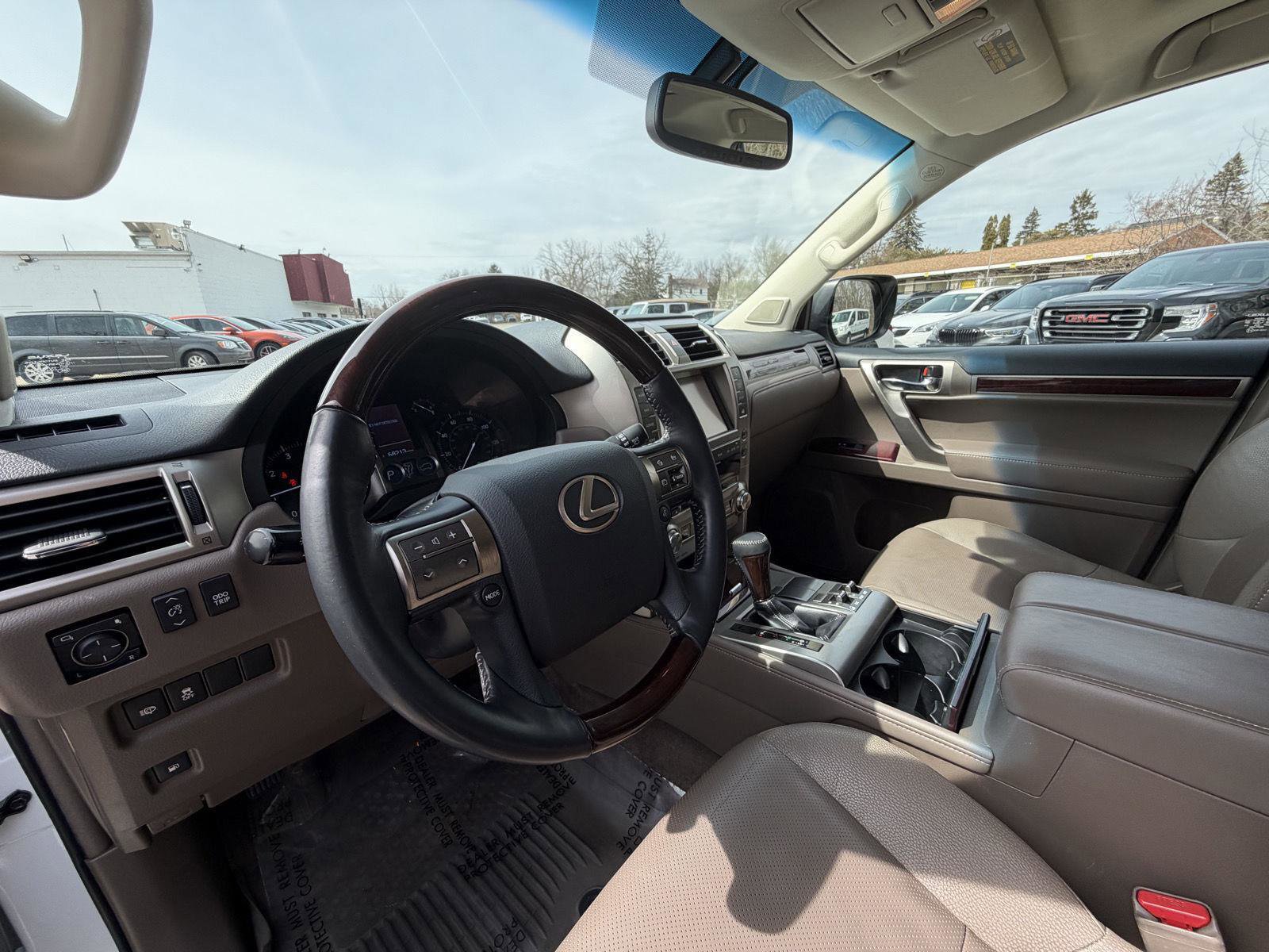 Used 2019 Lexus GX 460 Premium image 14