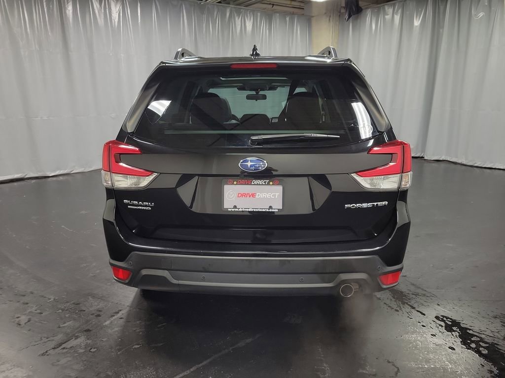 Used 2023 Subaru Forester Limited image 7