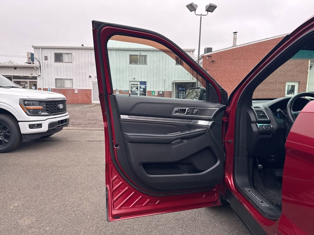 Used 2016 Ford Explorer Sport w/ Equipment Group 401A image 14