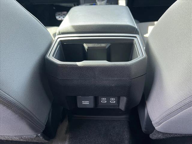 Certified 2025 Toyota Tacoma TRD Sport image 18