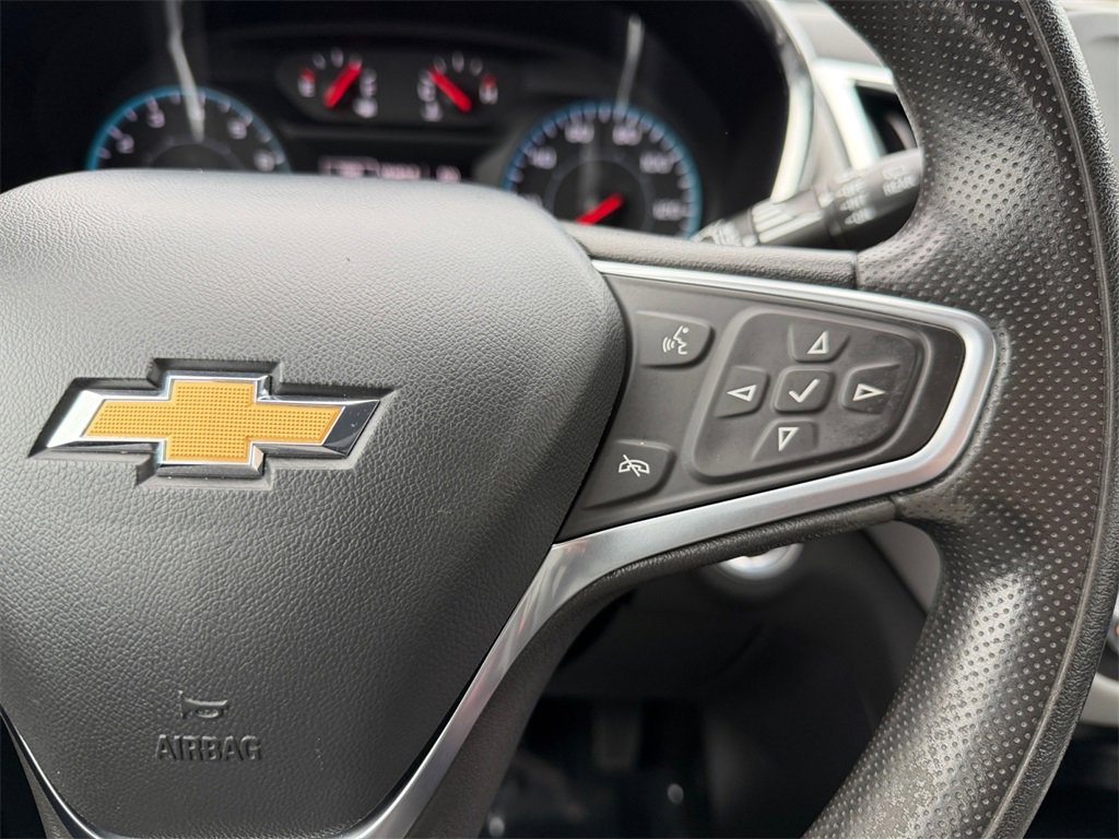 Used 2022 Chevrolet Equinox LS image 24