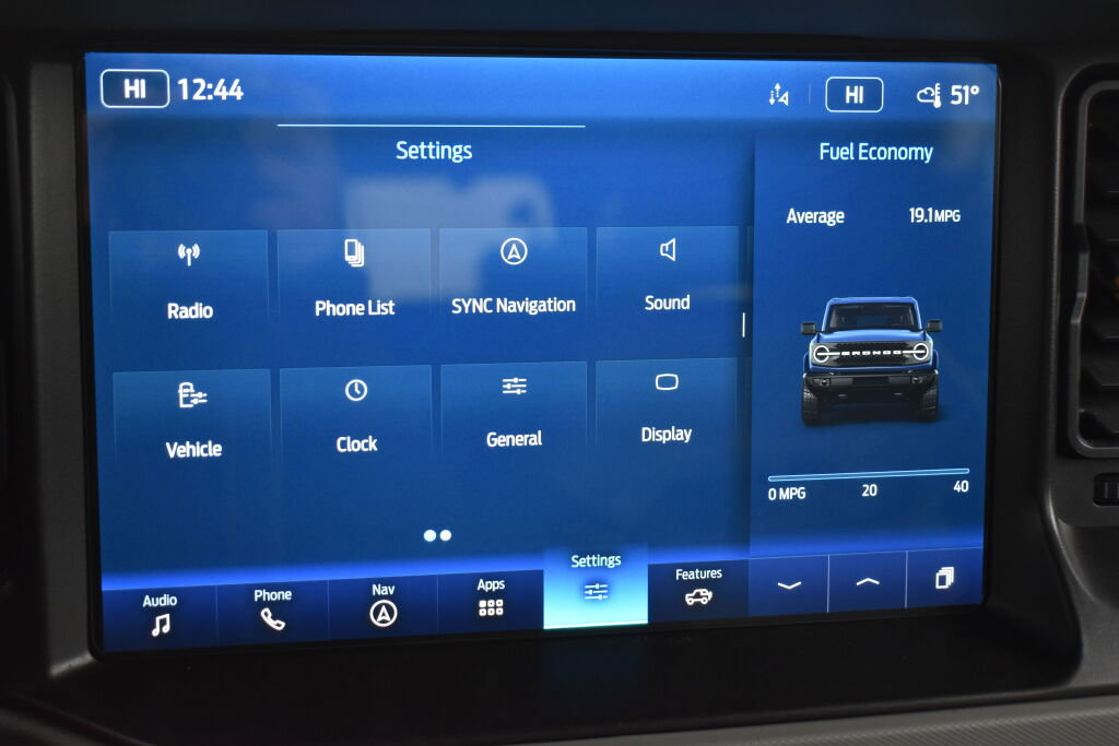 Used 2022 Ford Bronco Badlands image 11