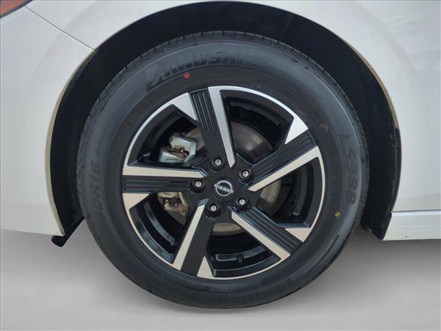 Used 2024 Nissan Sentra SV image 23