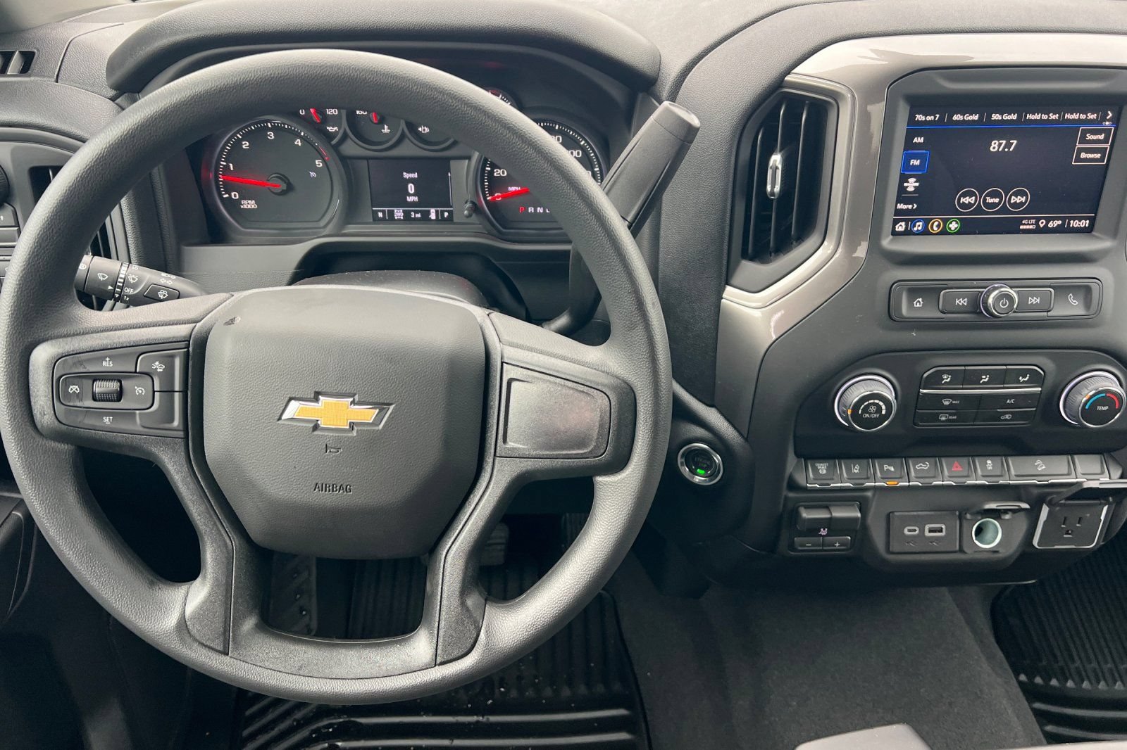 New 2026 Chevrolet Silverado 2500 Custom w/ Custom Value Package AWD/4WD image 10