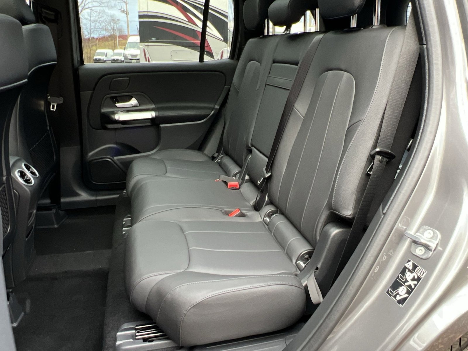 New 2026 Mercedes-Benz GLB 250 4MATIC image 23