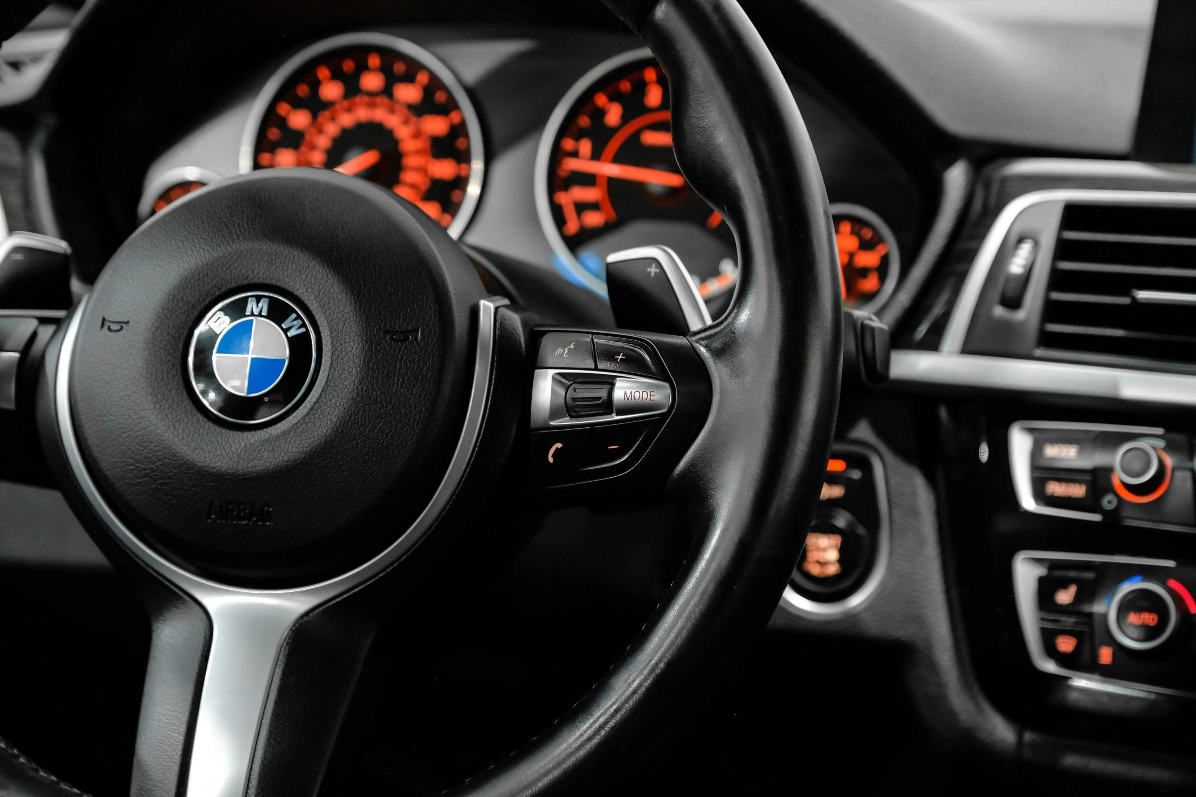 Used 2017 BMW 340i Sedan RWD image 24