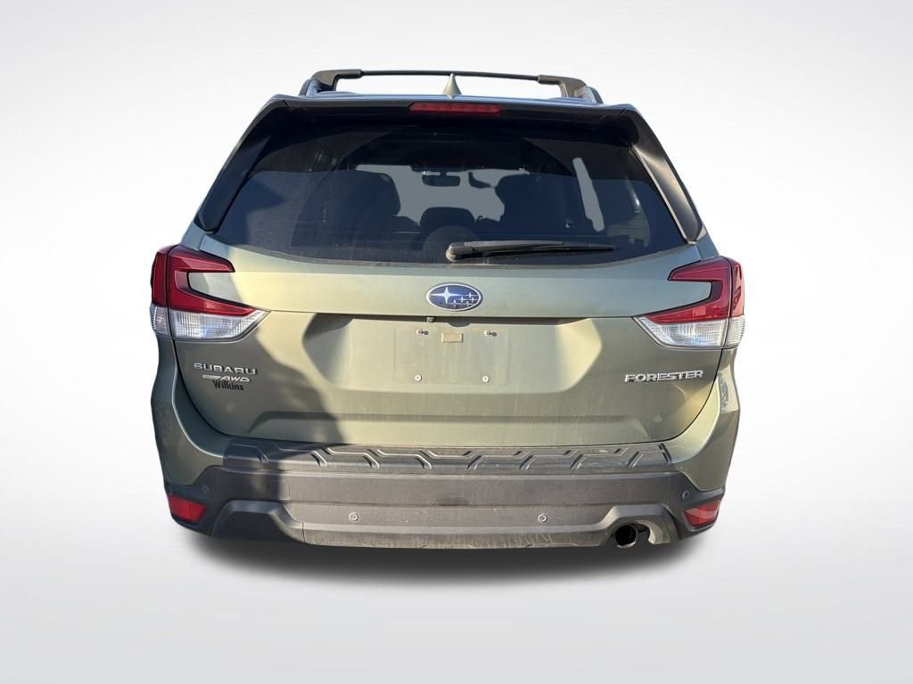 Used 2020 Subaru Forester Limited image 12