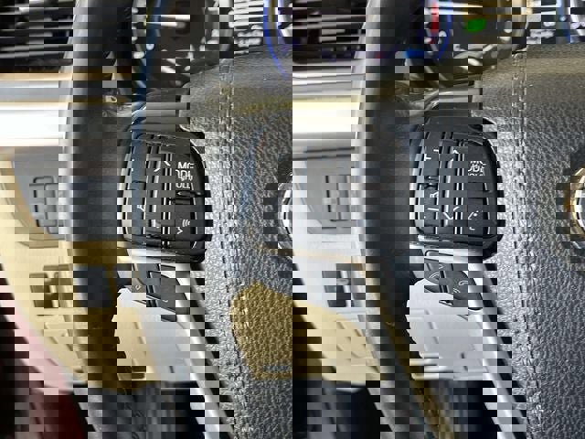 Used 2019 Toyota Highlander XLE image 33