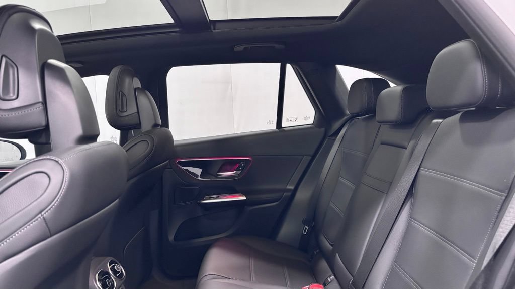 Certified 2025 Mercedes-Benz GLC 300 4MATIC image 22