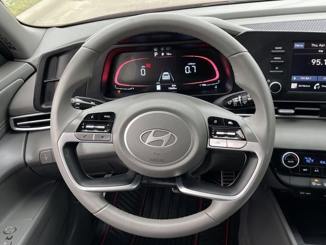 Used 2026 Hyundai Elantra Sport FWD image 11