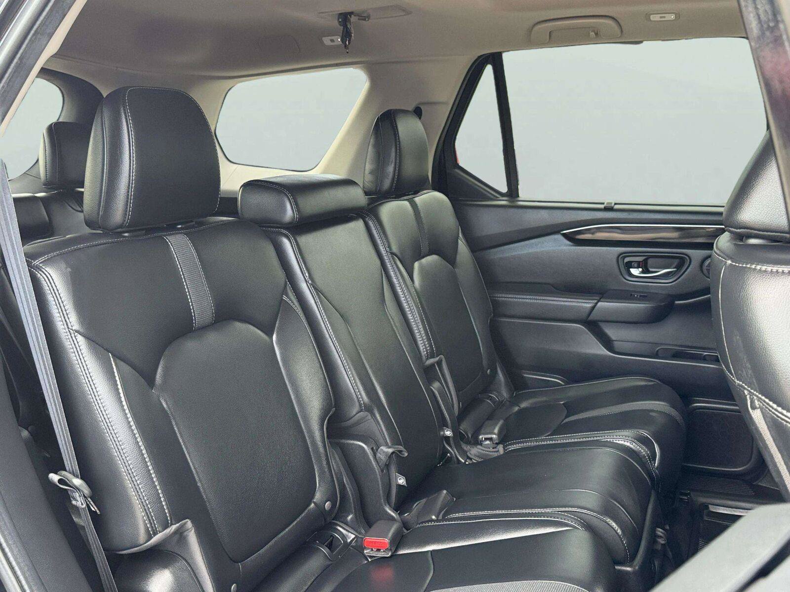 Used 2023 Honda Pilot Touring image 38