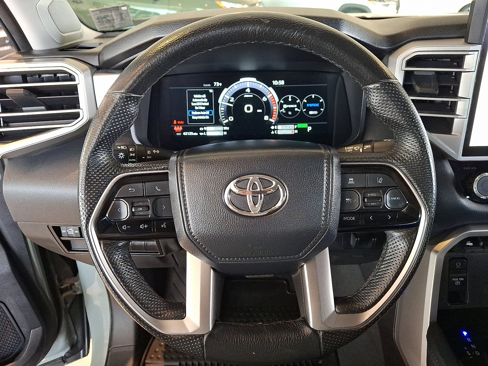 Used 2024 Toyota Tundra Limited AWD/4WD image 17