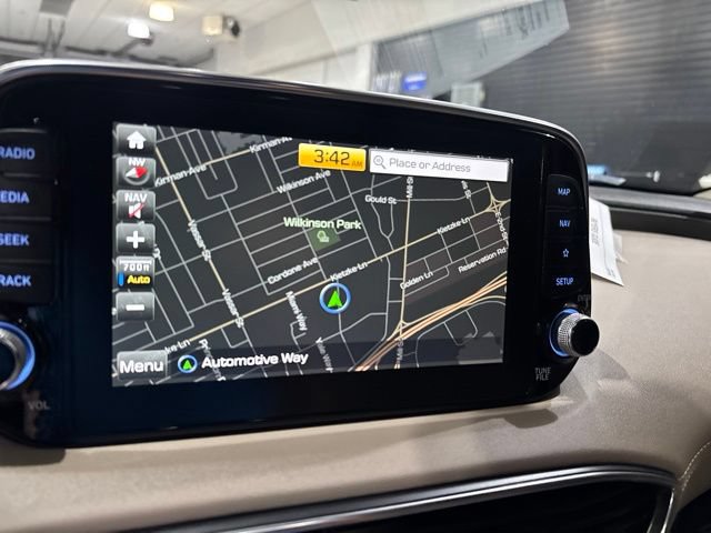 Used 2020 Hyundai Santa Fe Limited AWD/4WD image 26