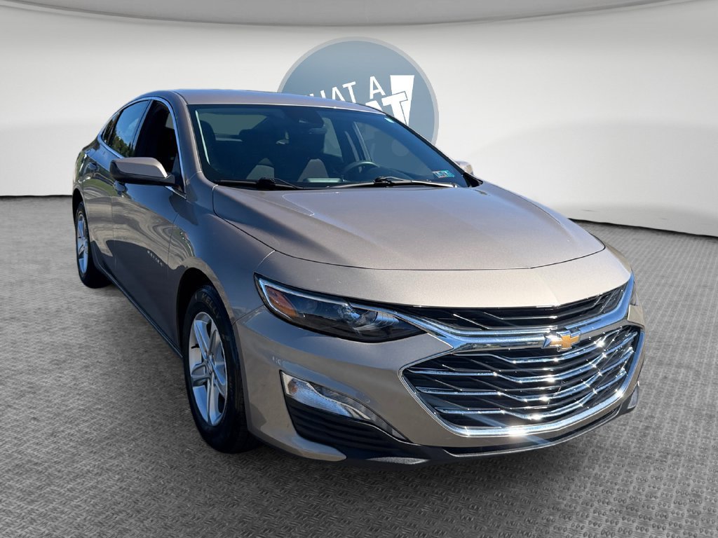 Used 2024 Chevrolet Malibu LT FWD image 1