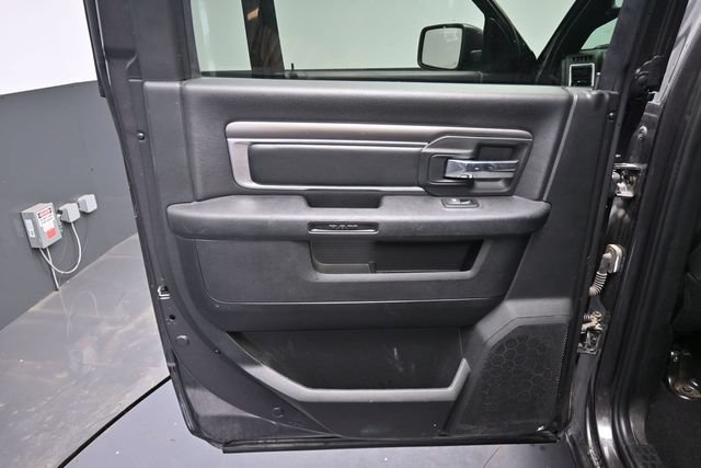 Used 2024 RAM 1500 Warlock AWD/4WD image 30