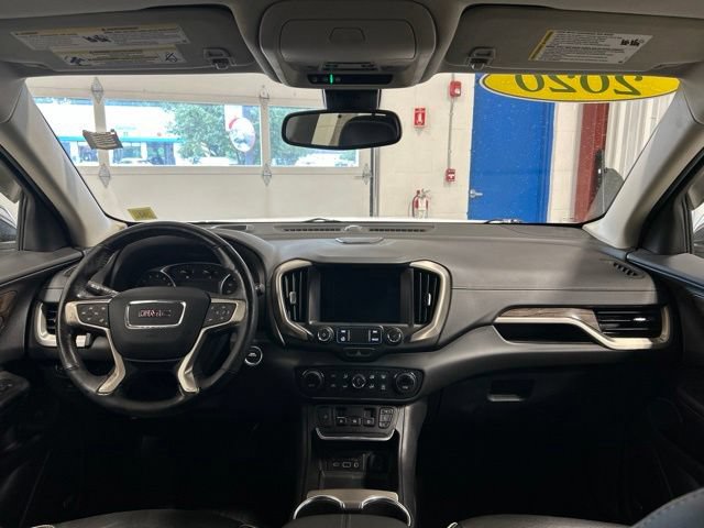 Used 2020 GMC Terrain Denali w/ Denali Premium Package AWD/4WD image 16