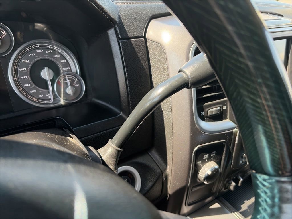 Used 2014 RAM 2500 Limited AWD/4WD image 42