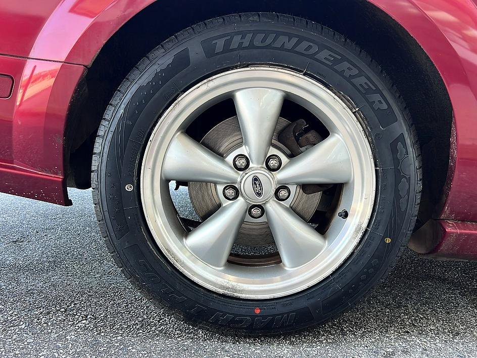 Used 2007 Ford Mustang GT RWD image 21