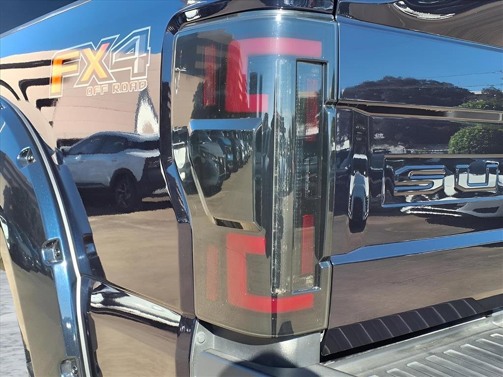 Used 2021 Ford F250 Lariat w/ Lariat Ultimate Package image 9