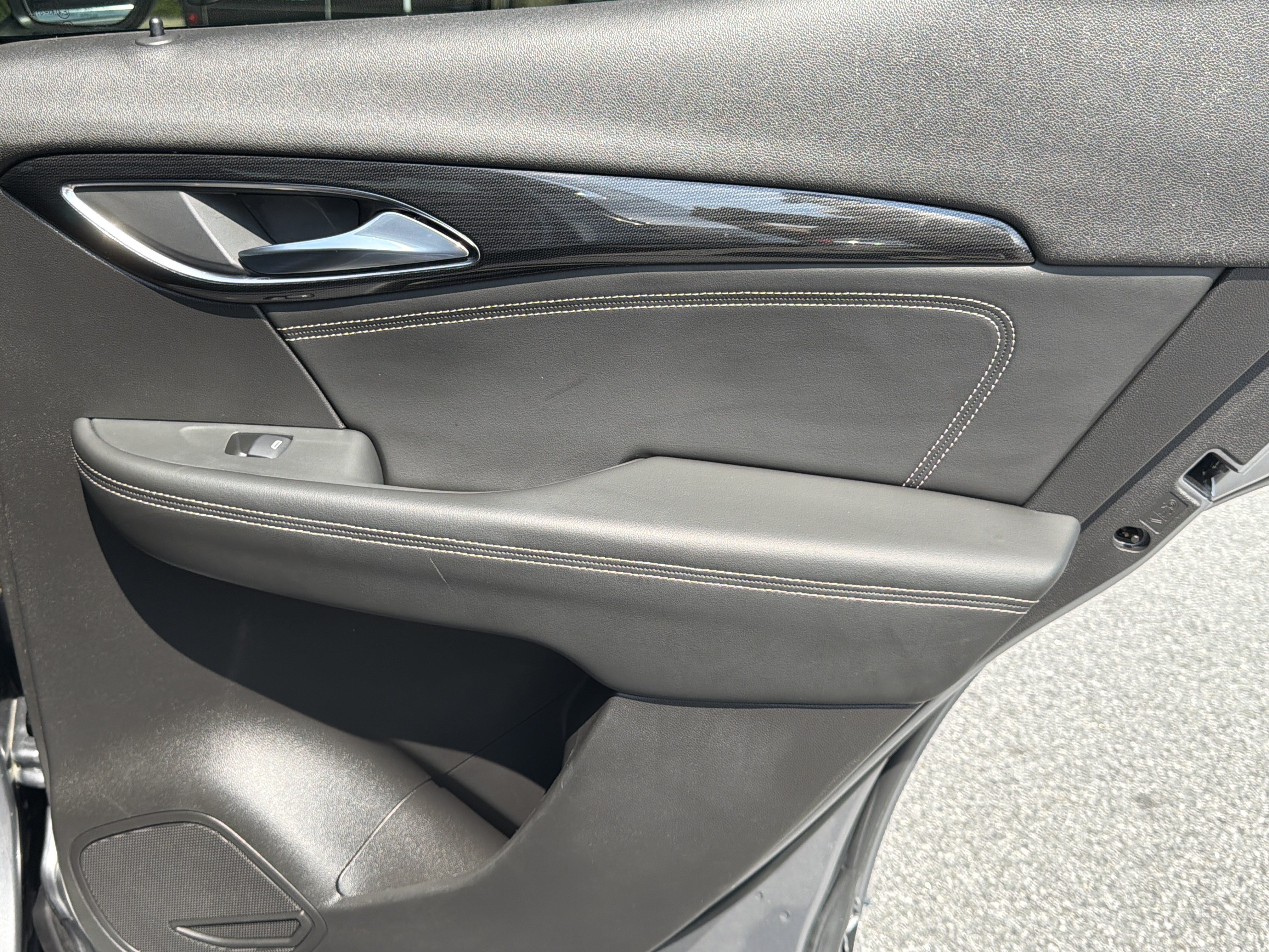 Used 2021 Buick Envision Preferred FWD image 19